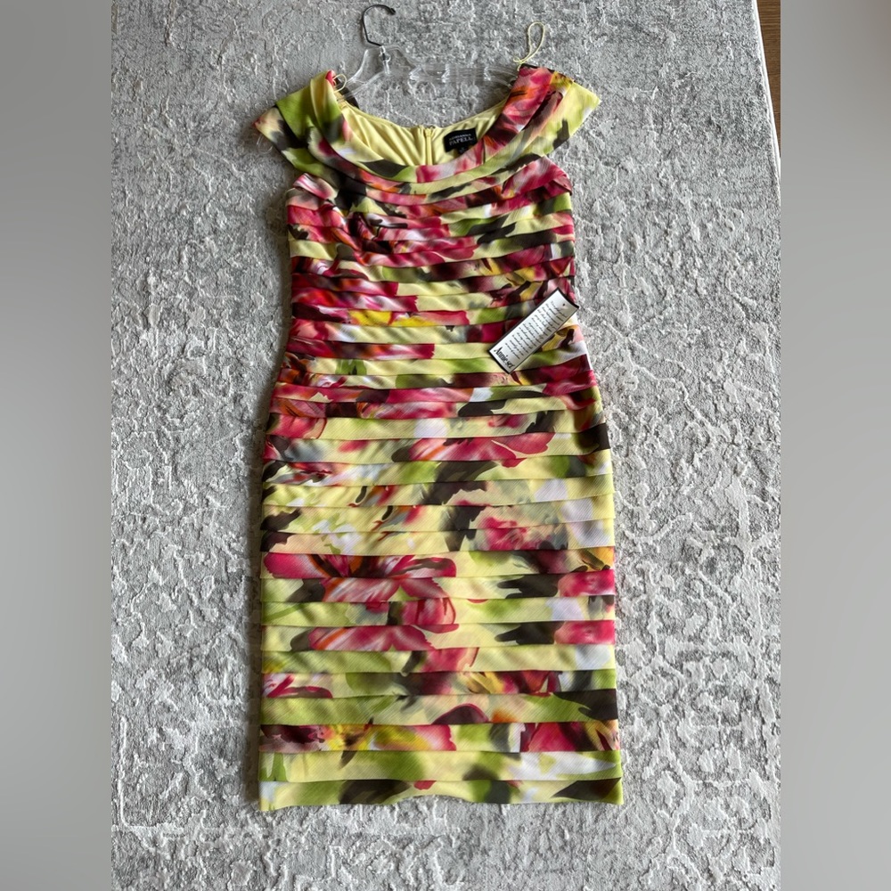 ADRIANNA PAPELL dress, SIZE 10, slightly off shoulders, absolutely stunning